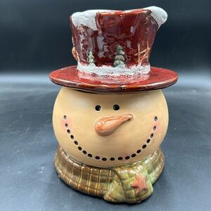 Kirklands Festive Snowman cookie jar primitive